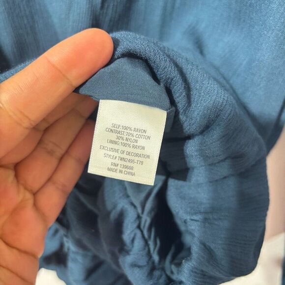 NWT Blue Rain Blue Comfy Lace Floral Embroidered Balloon Sleeve Blouse Top Large - Picture 7 of 8